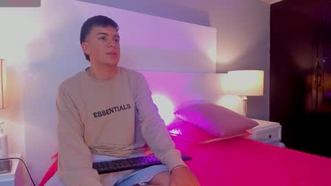 Snapshot of dylan_katee chatting on March 2026 12:06:01 AM Dylan and Katte online show from March 2026 12:06:01 AM