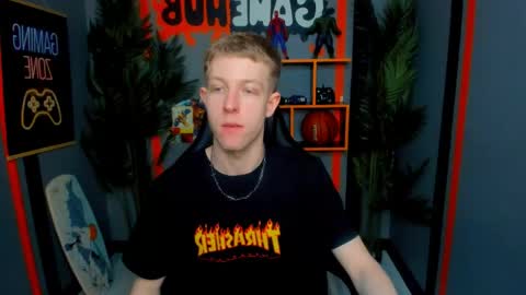 Snapshot of dylan_norton chatting on April 2026 10:18:02 AM Dylan online show from April 2026 10:18:02 AM