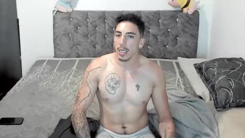 Bryan model independient online show from December 2024 12:34:02 AM