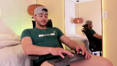 Snapshot of dylan_vega01 chatting on April 2026 02:33:01 PM dylan_vega01 online show from April 2026 02:33:01 PM