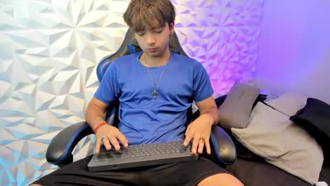 Dylan online show from October 2025 02:05:02 PM