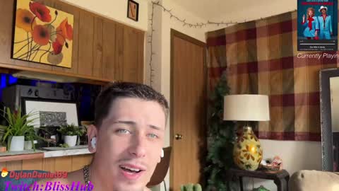 Snapshot of dylandaniel69 chatting on January 2025 06:34:02 PM Dylan Daniel 7.8 online show from January 2025 06:34:02 PM