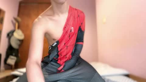 dylannewell online show from October 2025 09:43:02 AM