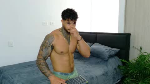 Snapshot of dylanrivera_ chatting on March 2026 04:48:01 PM Dylan Rivera online show from March 2026 04:48:01 PM