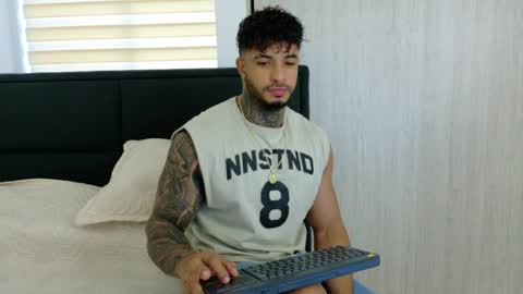 Snapshot of dylanrivera_ chatting on April 2026 09:34:03 PM Dylan Rivera online show from April 2026 09:34:03 PM