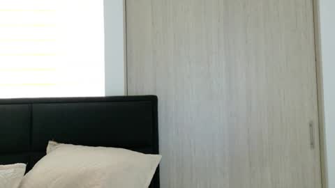 Snapshot of dylanrivera_ chatting on April 2026 04:59:01 PM Dylan Rivera online show from April 2026 04:59:01 PM