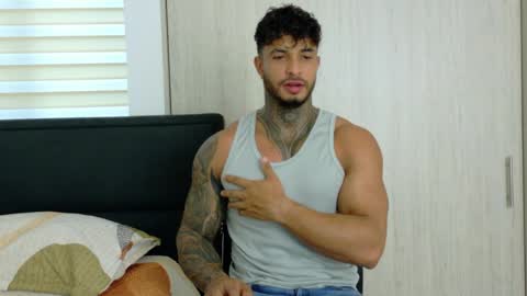 Snapshot of dylanrivera_ chatting on April 2026 10:15:01 PM Dylan Rivera online show from April 2026 10:15:01 PM