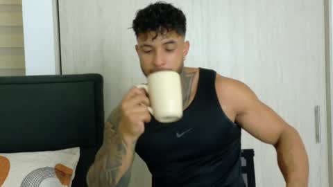 Snapshot of dylanrivera_ chatting on April 2026 11:20:02 PM Dylan Rivera online show from April 2026 11:20:02 PM