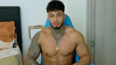 Snapshot of dylanrivera_ chatting on April 2026 11:05:01 PM Dylan Rivera online show from April 2026 11:05:01 PM