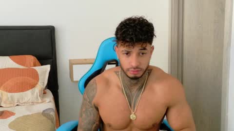 Snapshot of dylanrivera_ chatting on April 2026 02:54:02 PM Dylan Rivera online show from April 2026 02:54:02 PM