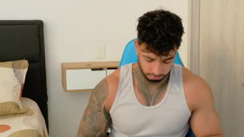 Snapshot of dylanrivera_ chatting on April 2026 01:41:02 PM Dylan Rivera online show from April 2026 01:41:02 PM