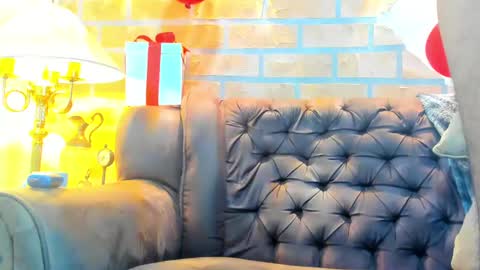 Snapshot of dylanstonne1 chatting on February 2025 02:26:01 AM D Y L A N online show from February 2025 02:26:01 AM