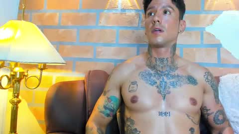 Snapshot of dylanstonne1 chatting on March 2025 12:53:01 AM D Y L A N online show from March 2025 12:53:01 AM