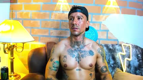 Snapshot of dylanstonne1 chatting on March 2025 10:50:02 PM D Y L A N online show from March 2025 10:50:02 PM