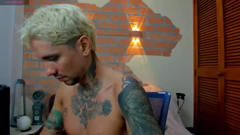 Snapshot of dylanstonne1 chatting on September 2025 09:49:02 PM D Y L A N online show from September 2025 09:49:02 PM