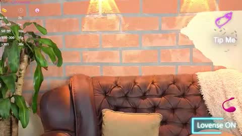 Snapshot of dylanstonne1 chatting on October 2025 12:57:01 AM D Y L A N online show from October 2025 12:57:01 AM