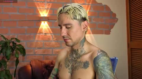 Snapshot of dylanstonne1 chatting on October 2025 09:26:02 PM D Y L A N online show from October 2025 09:26:02 PM