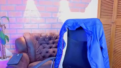 D Y L A N online show from March 2026 01:34:02 AM