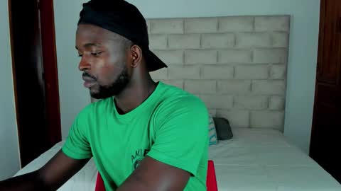 Dylan Taylor online show from November 2025 12:15:01 PM