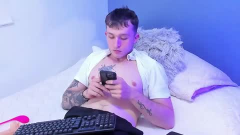 Snapshot of dylanwhite23 chatting on February 2025 10:07:02 AM ---DYLAN--- online show from February 2025 10:07:02 AM