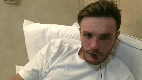 Snapshot of dylp400 chatting on January 2025 02:35:02 AM dylp400 online show from January 2025 02:35:02 AM