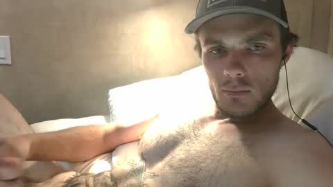 Snapshot of dylp400 chatting on February 2025 12:10:02 AM dylp400 online show from February 2025 12:10:02 AM