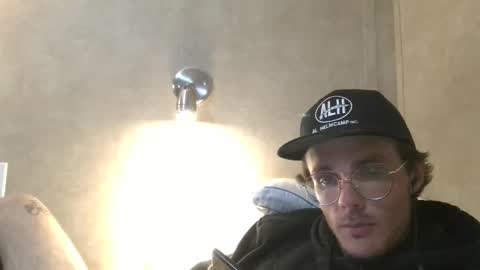 Snapshot of dylp400 chatting on March 2025 01:59:02 AM dylp400 online show from March 2025 01:59:02 AM