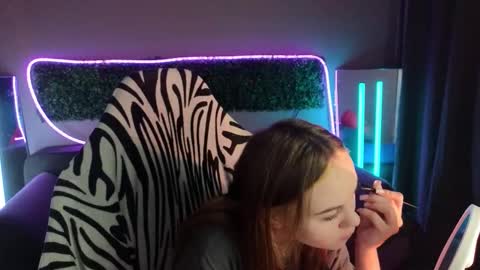 Dyna online show from November 2025 02:32:01 AM