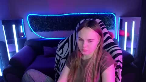 Dyna online show from November 2025 02:22:02 AM