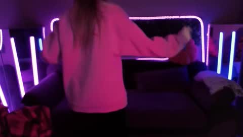 Dyna online show from November 2025 04:29:02 PM