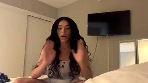 Snapshot of dynasty313 chatting on January 2025 08:37:02 PM Dynasty online show from January 2025 08:37:02 PM