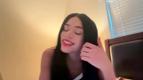 Snapshot of dynasty313 chatting on September 2025 10:01:02 PM Dynasty online show from September 2025 10:01:02 PM