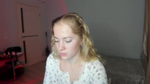 fansly - yourbestbaby online show from March 2026 04:17:01 AM