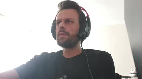 Snapshot of eaglecrm chatting on March 2026 10:07:01 AM eaglecrm online show from March 2026 10:07:01 AM