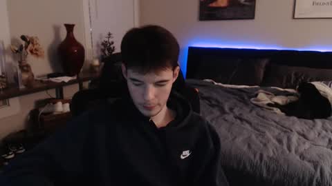 Alex online show from November 2025 01:48:01 AM