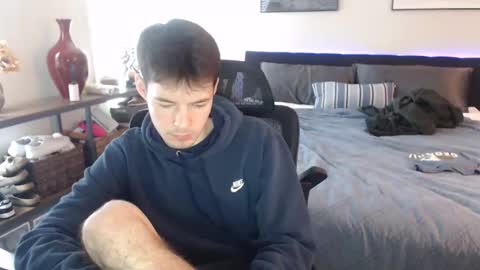 Snapshot of ealexk chatting on March 2026 06:58:01 PM Alex online show from March 2026 06:58:01 PM