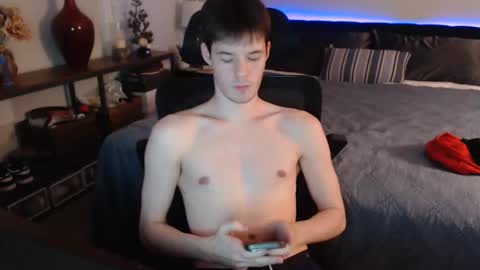 Snapshot of ealexk chatting on April 2026 03:24:02 AM Alex online show from April 2026 03:24:02 AM