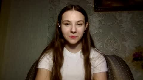 Yuni online show from April 2026 03:20:02 PM