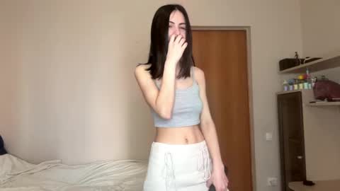 Emma online show from April 2026 06:46:01 AM