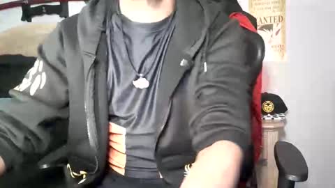 Snapshot of easybreezy20 chatting on November 2025 07:10:02 AM TWITTER INSTAGRAM easybreezy20 ONLINE 1230 AM TO 7AM online show from November 2025 07:10:02 AM