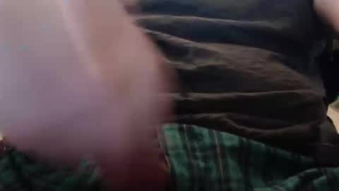 eat_a_peach2 online show from April 2026 10:33:01 AM