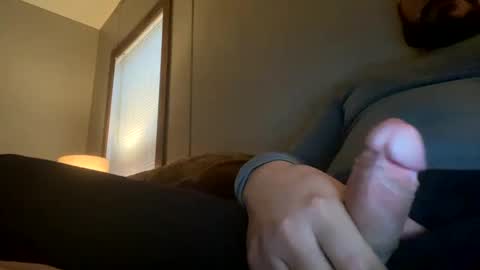 Snapshot of eatfresh1983 chatting on January 2025 10:13:02 PM eatfresh1983 online show from January 2025 10:13:02 PM