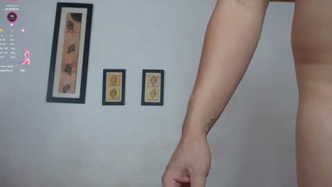 Laraand Drake online show from December 2024 09:21:02 AM