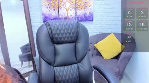      online show from February 2025 12:08:01 PM