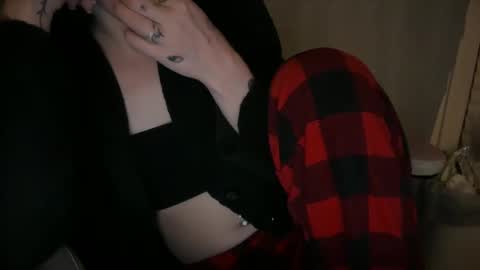 Snapshot of ebony8ivory chatting on February 2025 04:36:01 AM americnbarbie online show from February 2025 04:36:01 AM
