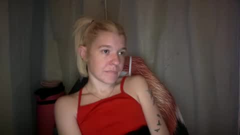 Snapshot of ebony8ivory chatting on October 2025 04:22:01 AM americnbarbie online show from October 2025 04:22:01 AM
