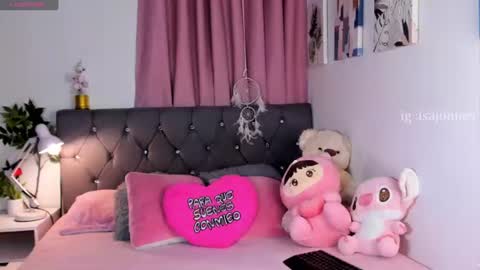 Snapshot of ebony_curly2 chatting on August 2026 07:27:01 PM isa online show from August 2026 07:27:01 PM