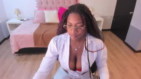 ebony_fantasy2 online show from February 2026 12:03:01 PM