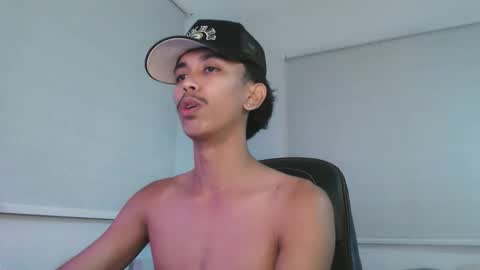 ebony_fuckboy online show from November 2025 05:44:01 PM