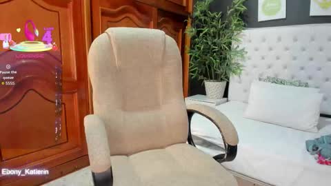 ebony_katterin online show from October 2025 10:59:02 AM